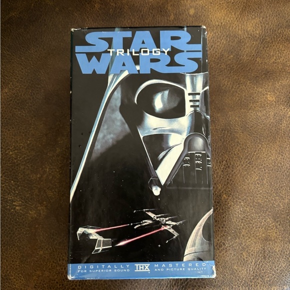 Star Wars Trilogy VHS Set - Black, Blue, Purple, Red - Picture 3 of 3